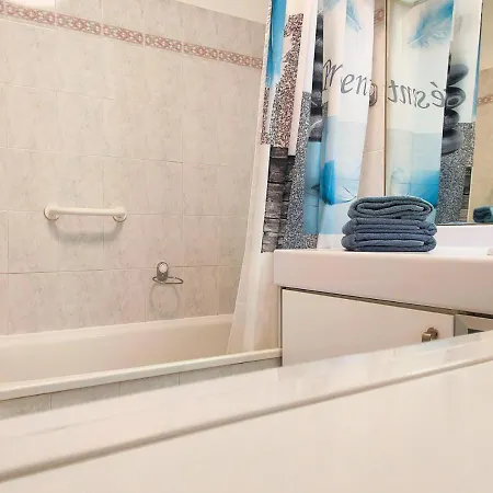 Apartamento Le Victoria-centre Ville-piscine-parking Prive-wi-fi *