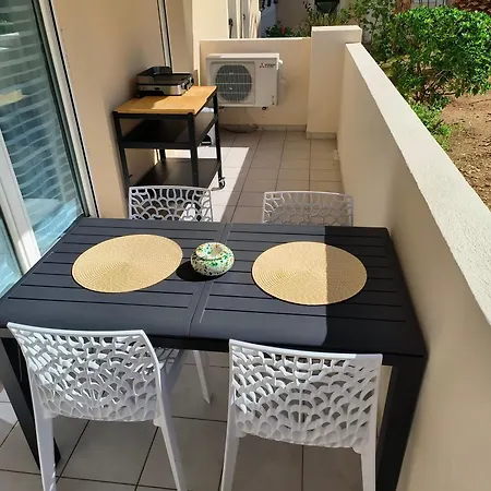 Le Victoria-centre Ville-piscine-parking Prive-wi-fi Apartamento Hyères