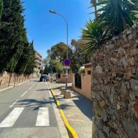 Le Victoria-centre Ville-piscine-parking Prive-wi-fi