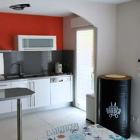 Appartamento Le Victoria-centre Ville-piscine-parking Privé-wi-fi Hyères