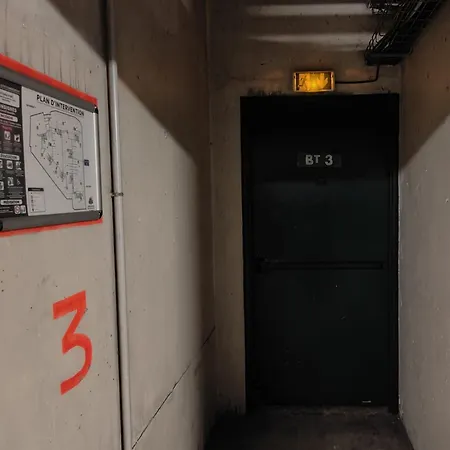 Le Victoria-centre Ville-piscine-parking Privé-wi-fi *